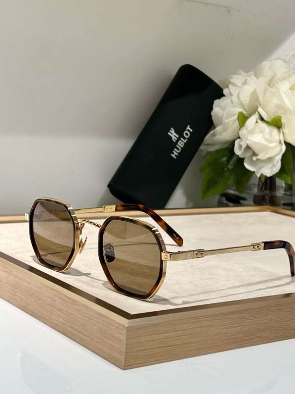 Picture of Hublot Sunglasses _SKUfw56581421fw